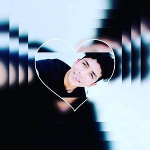 Meet your Posher, Lizardo